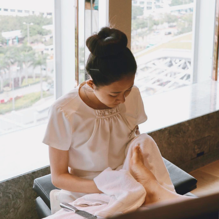 foot massage Spa at Four Seasons