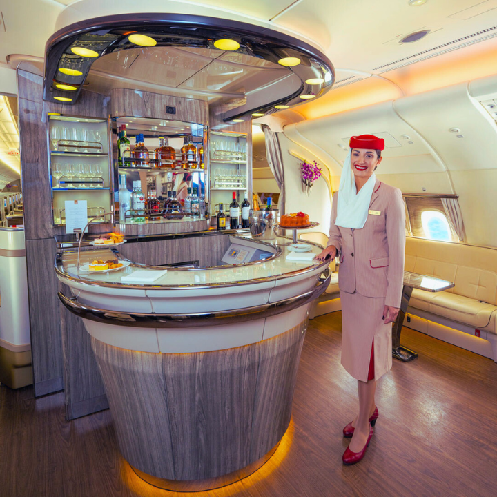 airport lounge Emirates