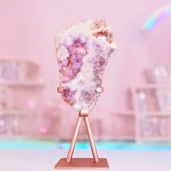 crystals for manifesting pink amethyst