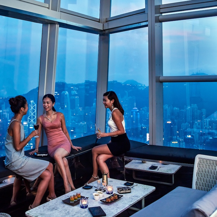 new year's eve 2023 countdown party 2024 ozone rooftop bar the ritz carlton international commerce centre harbour view
