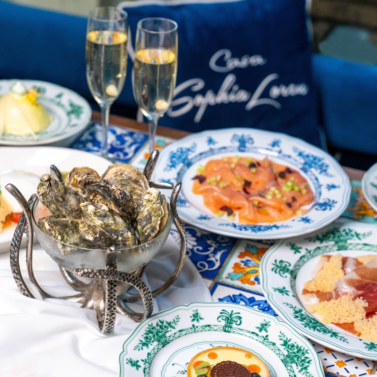 Best Brunch Hong Kong, Free-Flow Drinks: Casa Sophia Loren Unlimited A’ Tavola Weekend Brunch