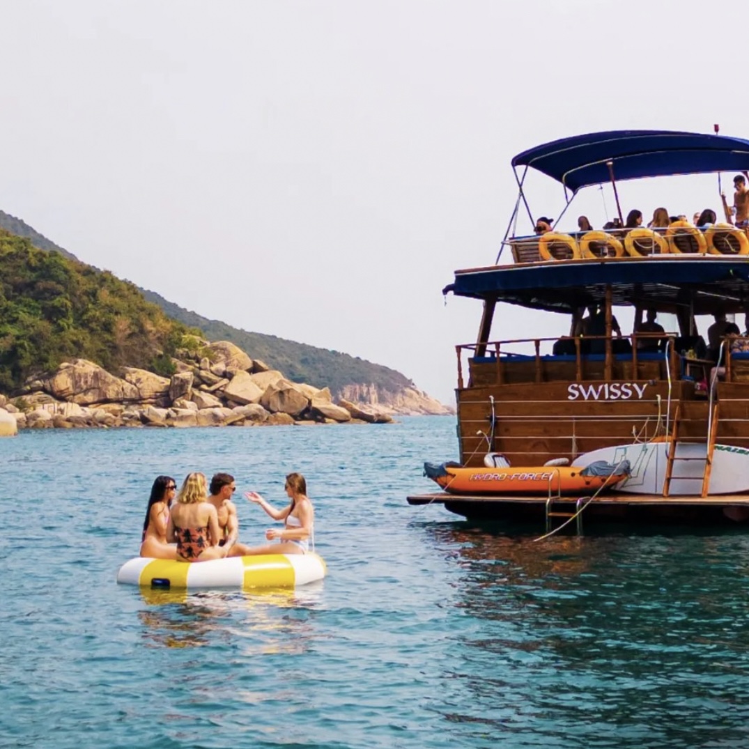 Hong Kong event services, Hong Kong Junks, Full-service boat packages for seaside parties