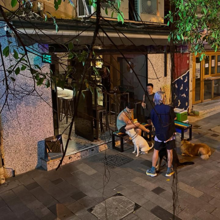 Best LGBTQ+ Bars & Clubs In Hong Kong Where To Celebrate Pride Month T:me Bar Hong Kong A beloved gay bar for nearly a decade on Hollywood Road
