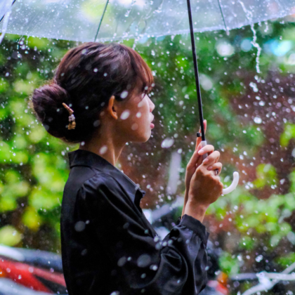 how to keep hair frizz free in HK humidity