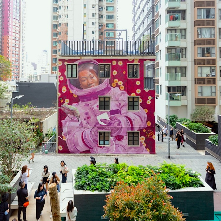 Step back in time as you dine, drink, shop & tour these historical buildings, landmarks and old sites in Hong Kong. Revitalised Historical Building Hong Kong: PMQ