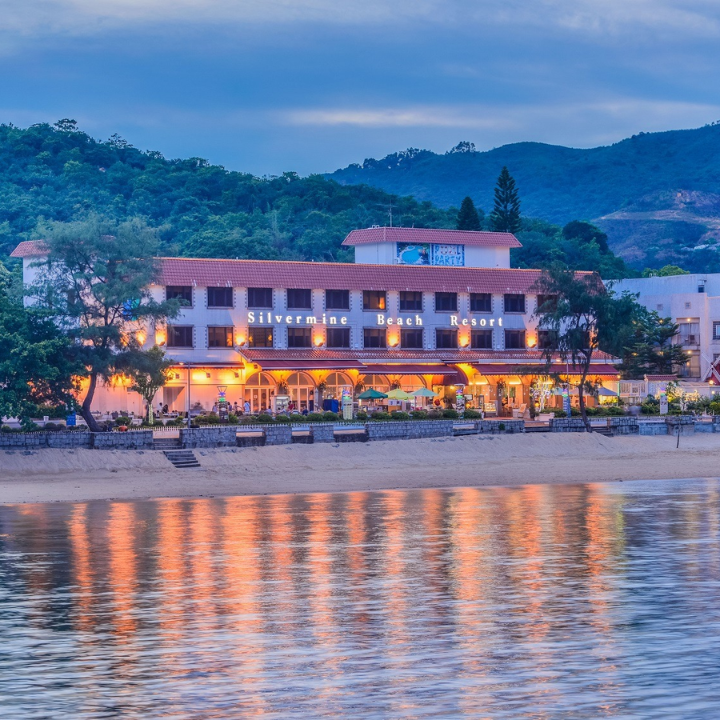 Best Hong Kong Beaches, Beaches In Hong Kong: Silvermine Bay Beach, Mui Wo Beach