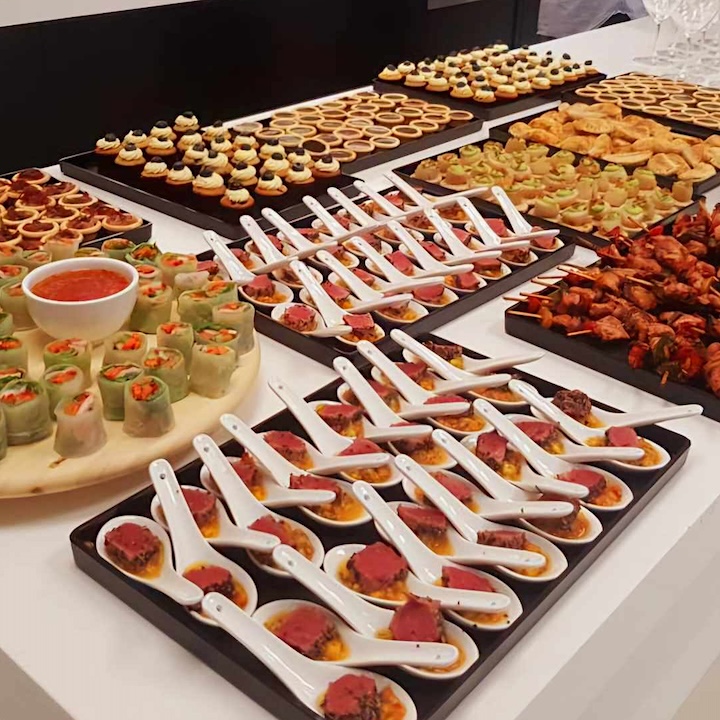 Junk Boat Party Catering Services Hong Kong: Delicious HK
