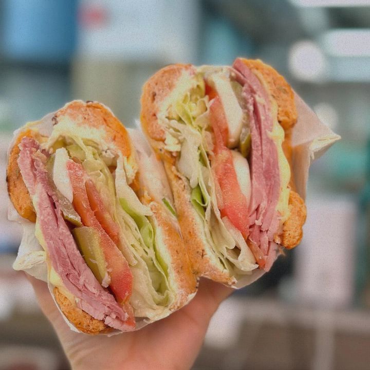 bagels central market