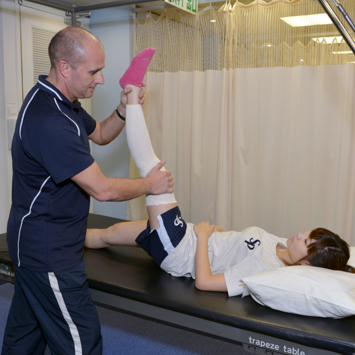 Sportsperformance Physiotherapy hong Kong physio with tailored treatment