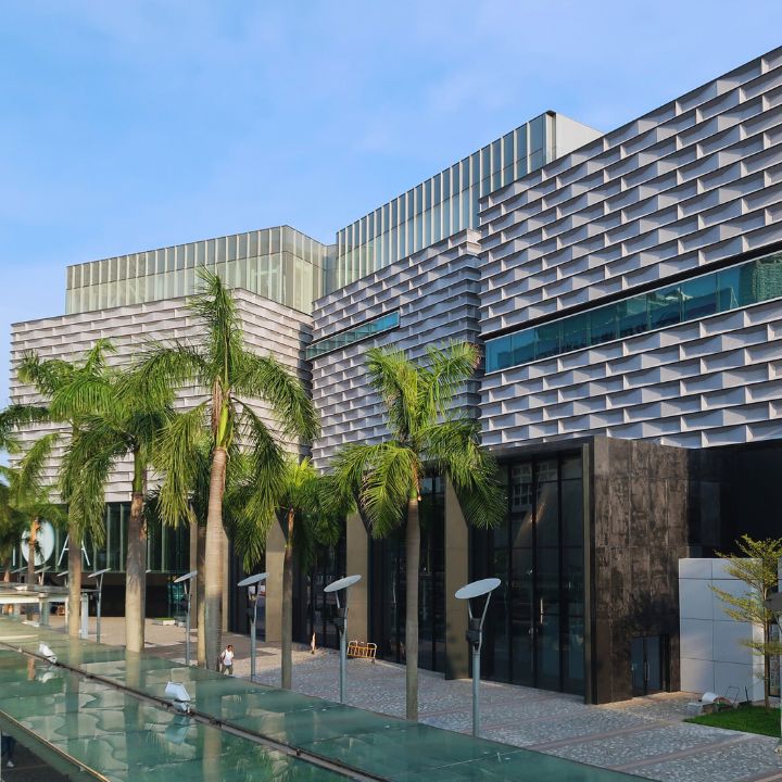 Tsim Sha Tsui Guide: Hong Kong Museum of Art