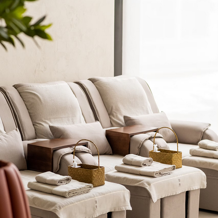 massage chairs at sun and moon sai ying pun hong kong