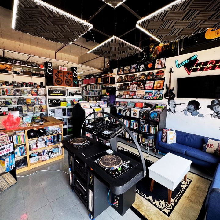 Best Bookstore Hong Kong, Bookshop, English Book: VIBE Music & Book Shop