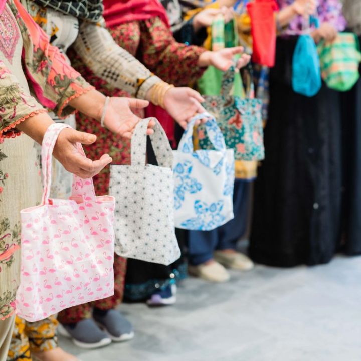 how to give back this christmas hong kong zubin foundation campaign charity initiatives fundraising events local community volunteering