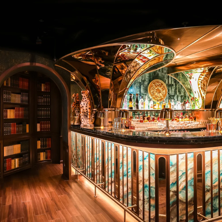 Best Jazz Bars In Hong Kong, Live Jazz, The Stage, Sophia Loren House