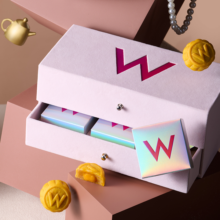 W Hong Kong's jewellery box mooncake collection for 2026 Mid Autumn Festival season