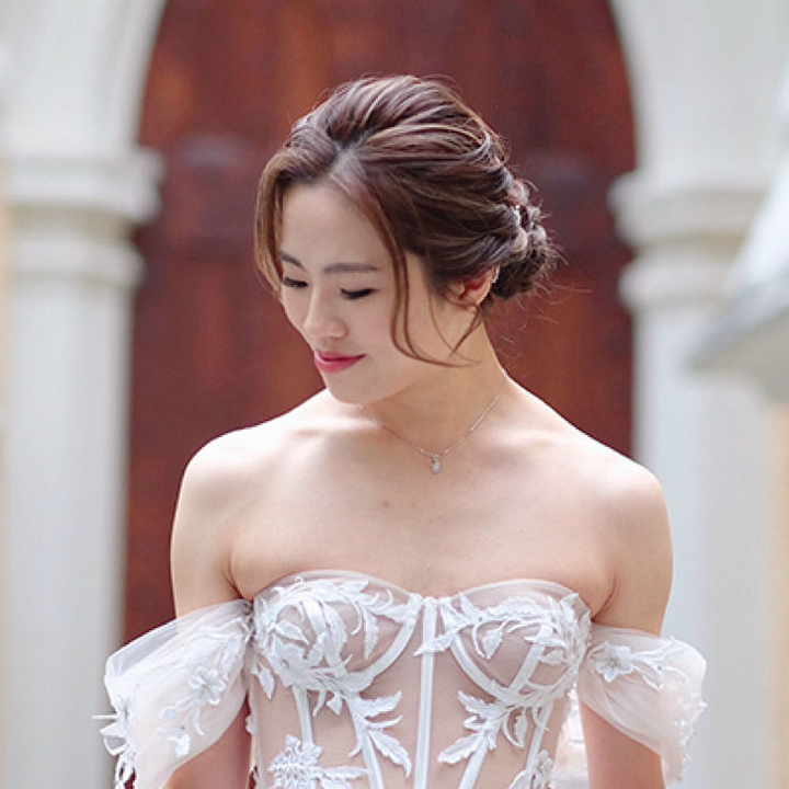 bride in makeup artists beaute makeup in Hong Kong