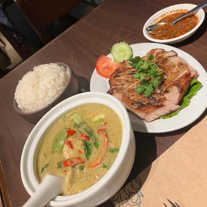 Thai chicken green curry, charcoal grilled pork and steamed rice from Chili Club in Wan Chai, Hong Kong, best thai food in HK