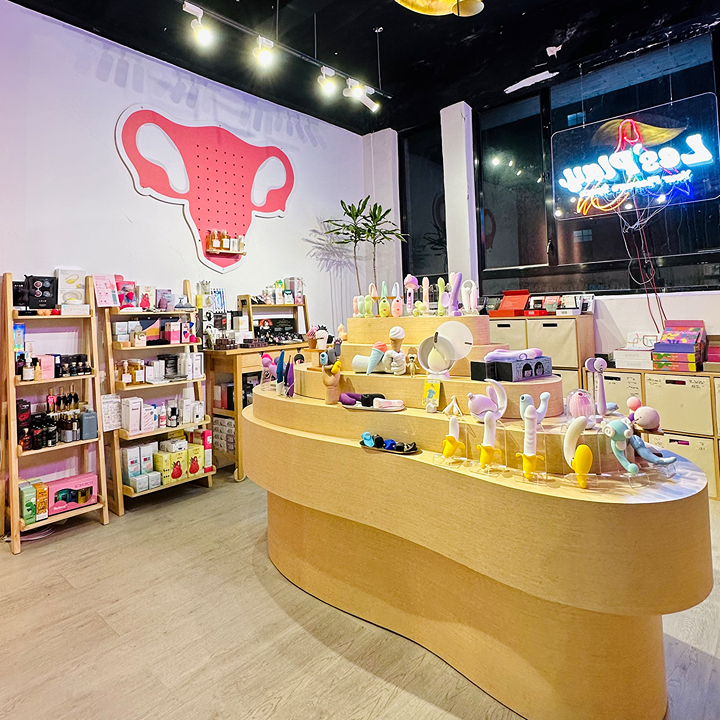 vibrating suction cup Lovehoney™ Official Store main image 1