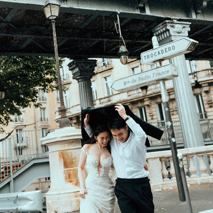 couple photographed on their wedding day overseas by Martin Aesthetics